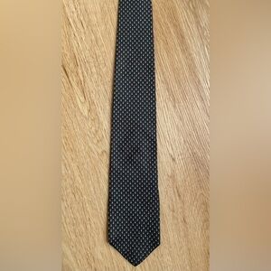 Lanvin New York Paris luxury silk tie 100% silk black gray dots designer